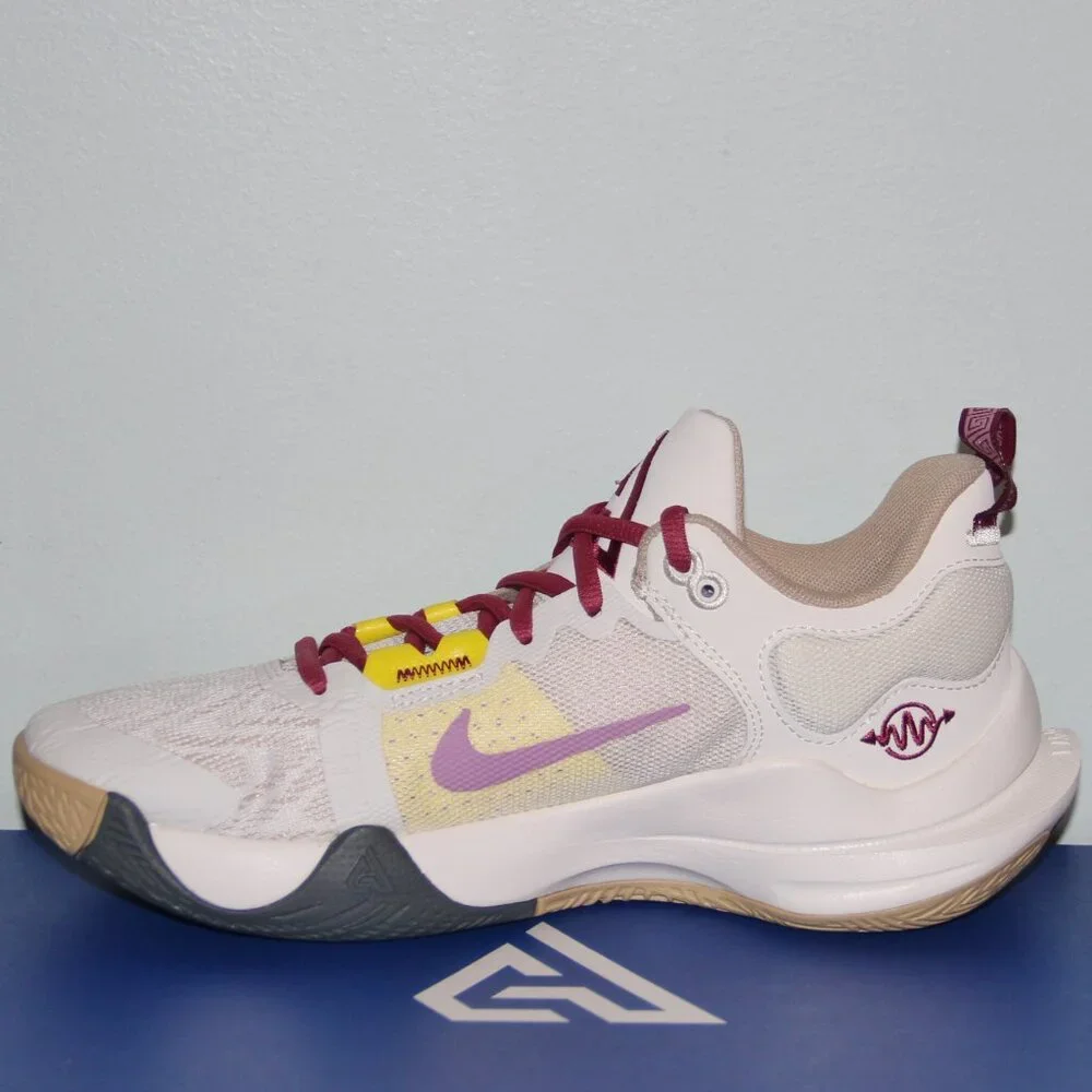 Nike Giannis Immortality 2 Basketball Mens 7 Womens 8.5 Sail Rattan